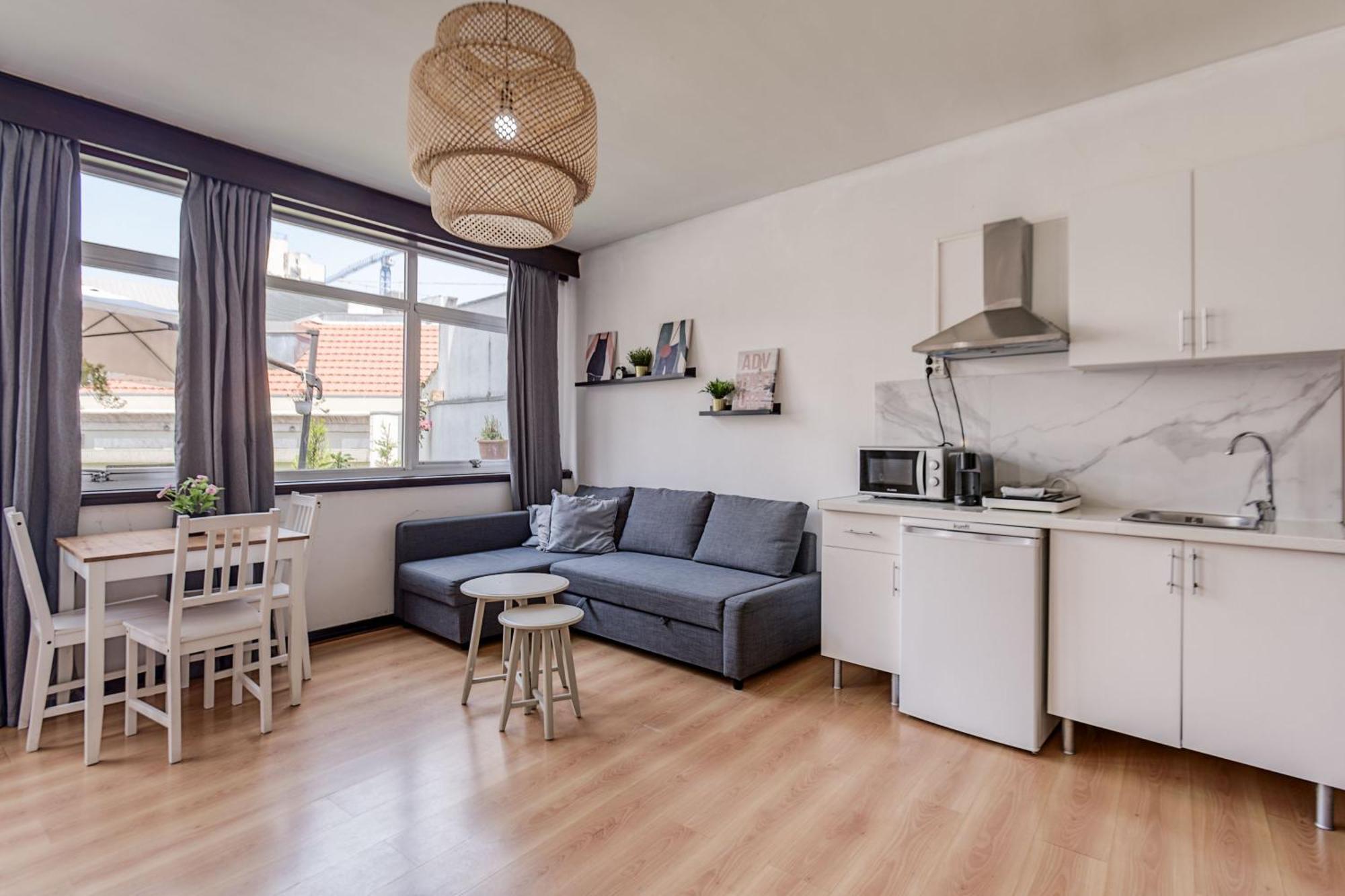 Travel & Live Aliados Apartment Porto Pokoj fotografie