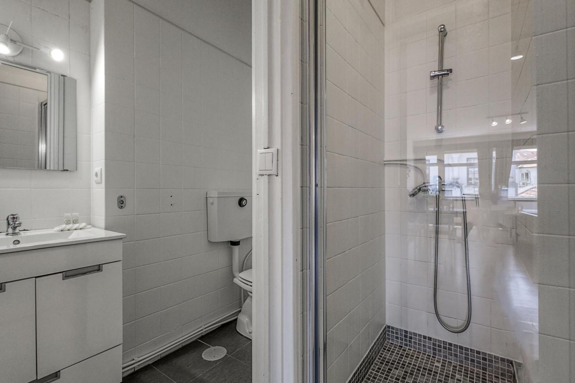 Travel & Live Aliados Apartment Porto Pokoj fotografie